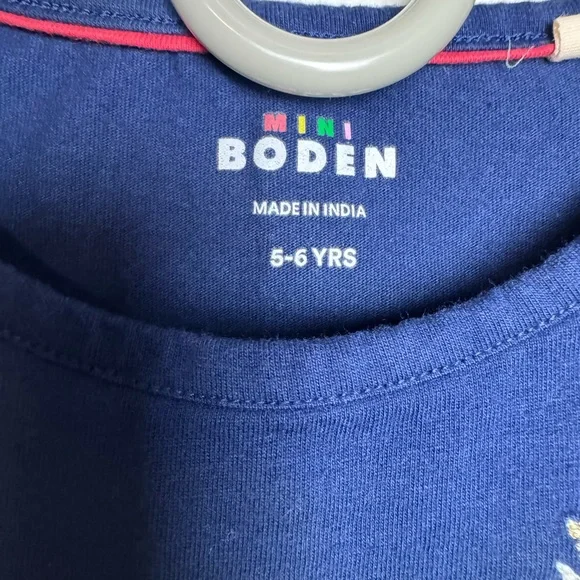 Mini Boden Girls Super Stitch‎ Unicorn Long Puff Sleeve T-Shirt Navy 5-6 Years - Picture 4 of 6